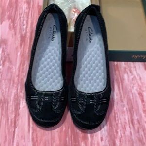 NWT Clarks Privo Haley Eagle Black Flats, size 8